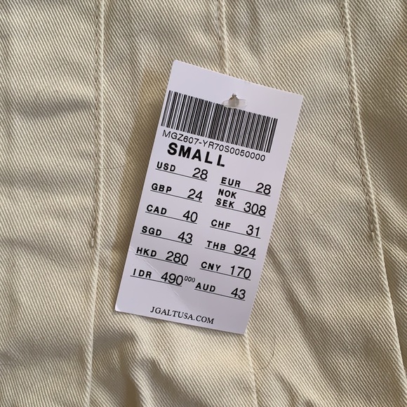 small brandy melville skirt - Picture 2 of 2